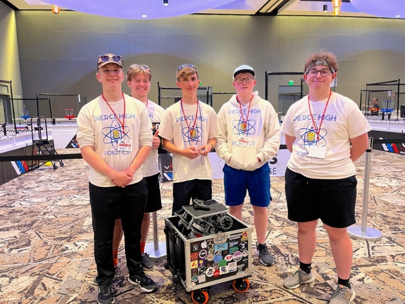 Pierce Public Schools - Pierce Robotics Competes in World Competition
