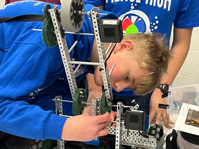 Pierce Public Schools - Pierce High Robotics Excels at VEX Tournament