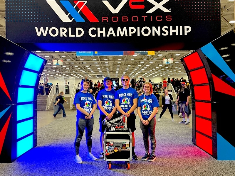 Pierce Public Schools - Robotics Team Leaves Mark at Worlds